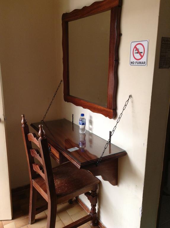Hotel Atilanos Morelia Kültér fotó