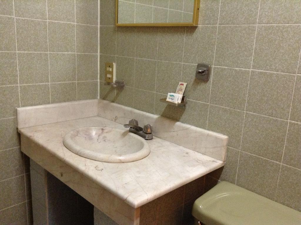 Hotel Atilanos Morelia Szoba fotó